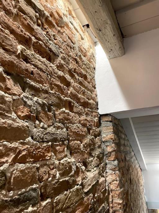 Antico Rudere Luxury Apartment 키오자 외부 사진